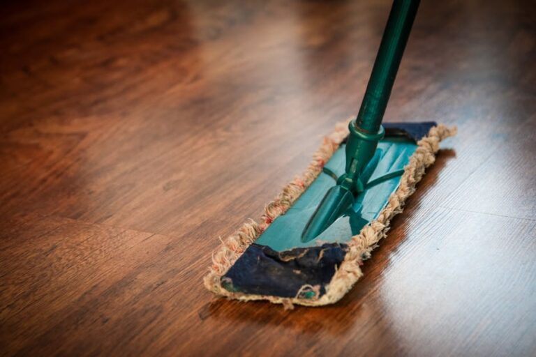 Podlahové kúrenie na jar – kontrola a údržba systému pred koncom vykurovacej sezóny